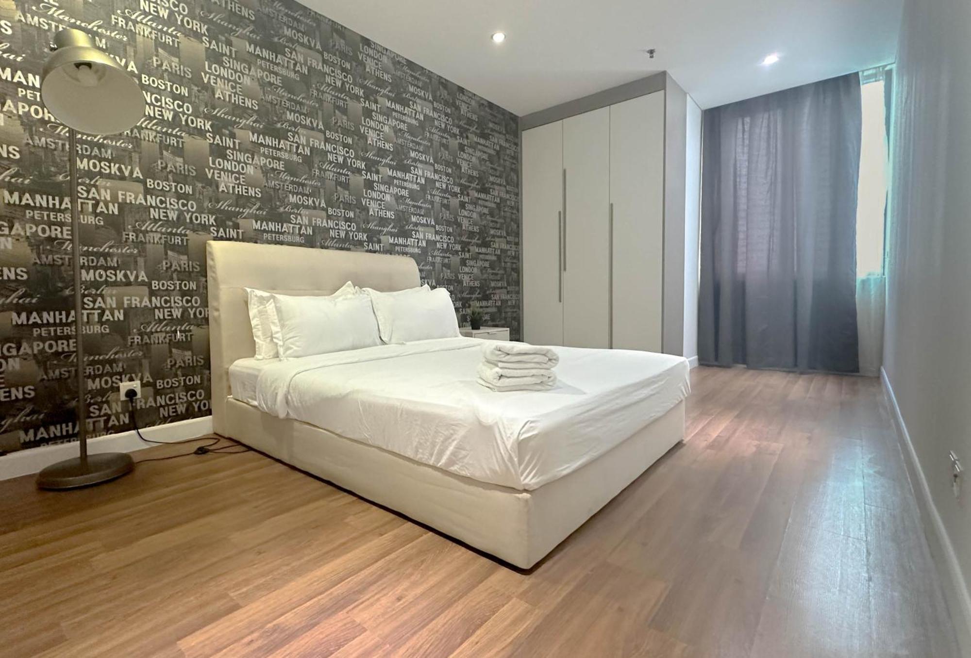 Summer Suites Klcc By Apartx 쿠알라룸푸르 외부 사진