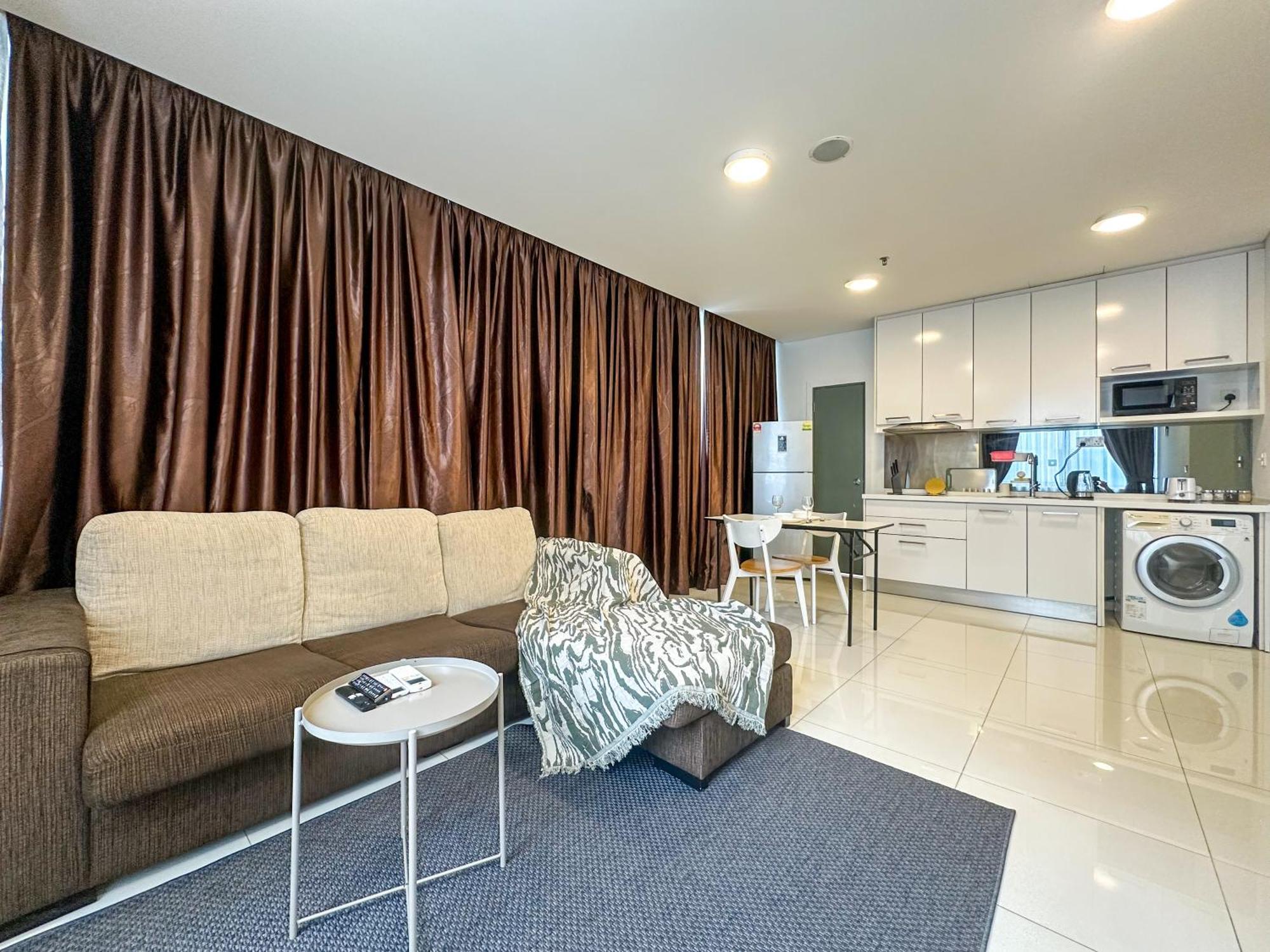 Summer Suites Klcc By Apartx 쿠알라룸푸르 외부 사진